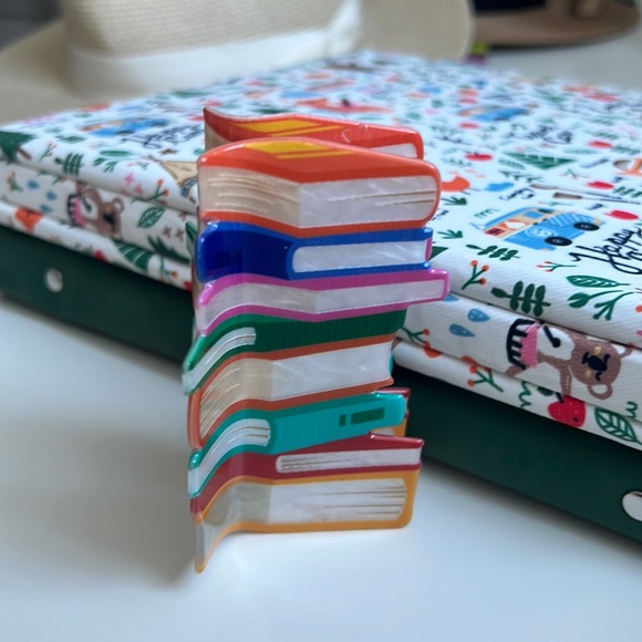 New Hair Clip Book📚 Shape - Picture 3 of 7